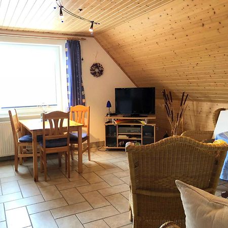 Ferienwohnung Mit Garten Wieck Exterior photo