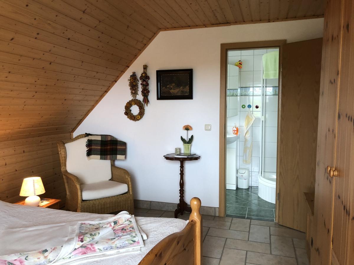 Ferienwohnung Mit Garten Wieck Exterior photo